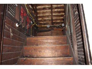 Inside Home on Tract 20 in Wabash County, Indiana - ABSOLUTE REAL ESTATE AUCTION - 20 HOMES, RENTAL PROPERTIES & 19+/- ACRES WITH HOME IN WABASH, WHITLEY & ALLEN COUNTIES, INDIANA