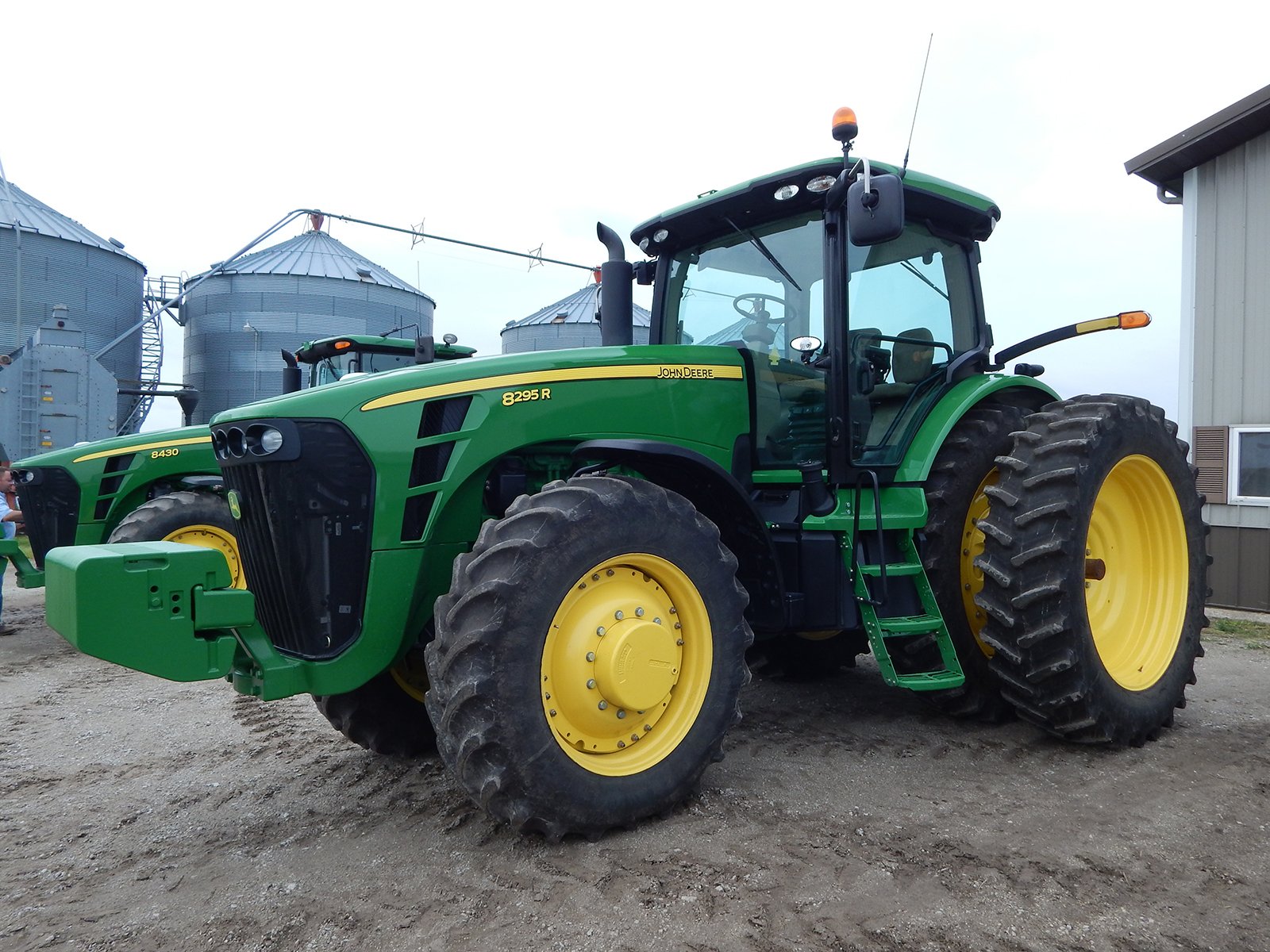 Property photo 4 - FARM EQUIPMENT AUCTION IN WILL COUNTY, ILLINOIS