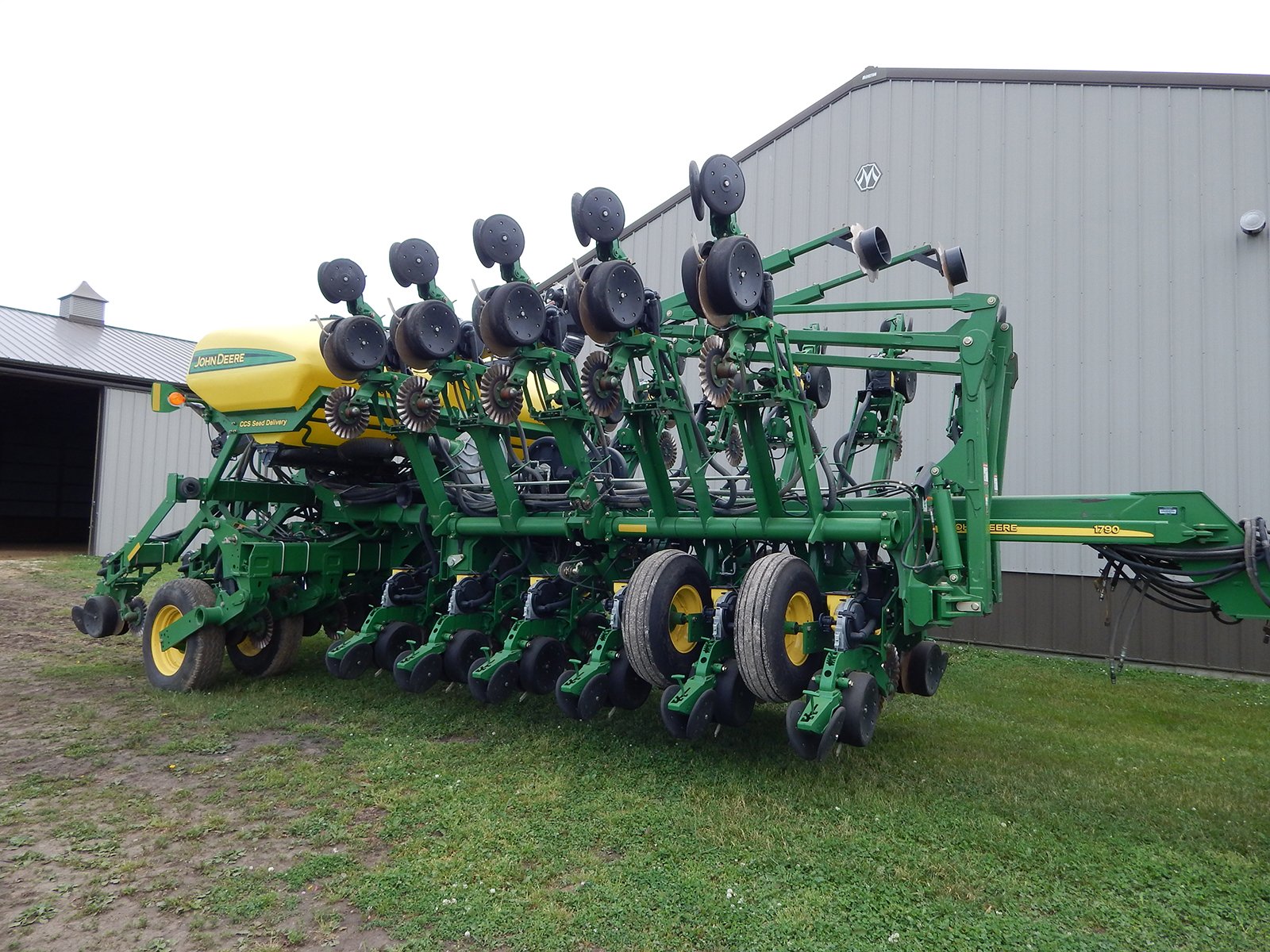 Property photo 16 - FARM EQUIPMENT AUCTION IN WILL COUNTY, ILLINOIS