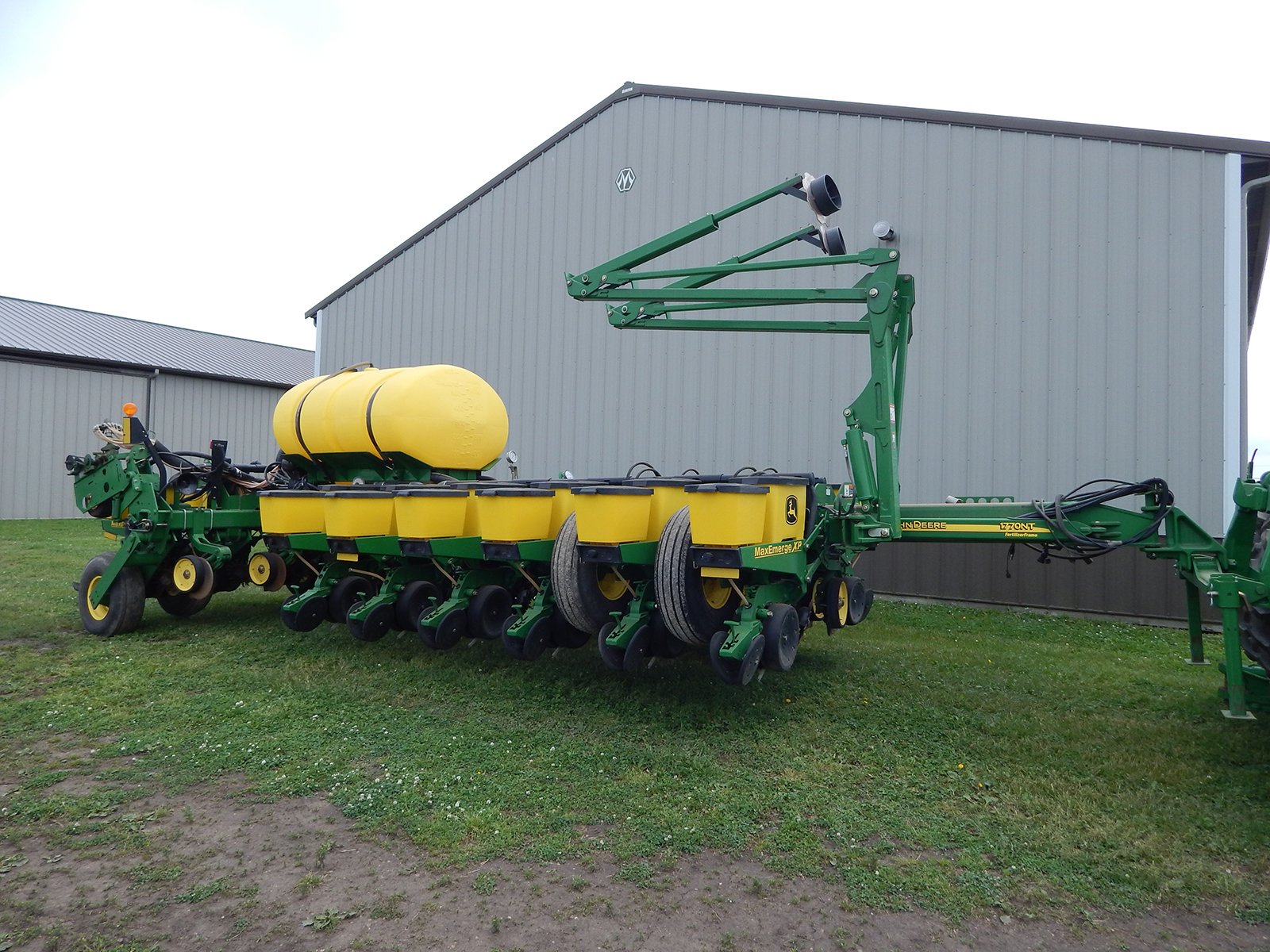 Property photo 17 - FARM EQUIPMENT AUCTION IN WILL COUNTY, ILLINOIS