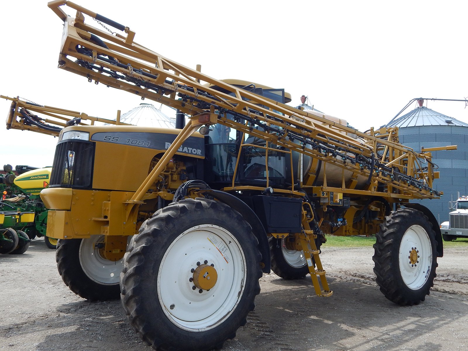 Property photo 7 - FARM EQUIPMENT AUCTION IN WILL COUNTY, ILLINOIS
