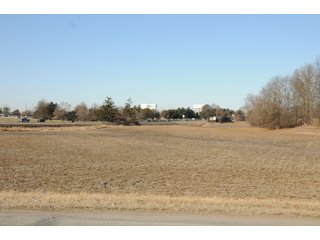 <b><Li>24+/- Acres <Li> Approx. 2,163 ft. of frontage on US 30 <Li> 20 miles to Fort Wayne and Warsaw, IN <Li>2021 AADT of 23,202<Li> Water and Sewer at the property</b> - POTENTIAL DEVELOPMENT LAND ALONG US 30 FOR SALE - 24+/- ACRES IN COLUMBIA CITY, IN