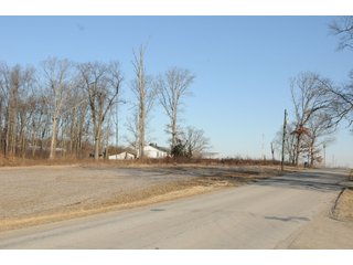 <b><Li>24+/- Acres <Li> Approx. 2,163 ft. of frontage on US 30 <Li> 20 miles to Fort Wayne and Warsaw, IN <Li>2021 AADT of 23,202<Li> Water and Sewer at the property</b> - POTENTIAL DEVELOPMENT LAND ALONG US 30 FOR SALE - 24+/- ACRES IN COLUMBIA CITY, IN