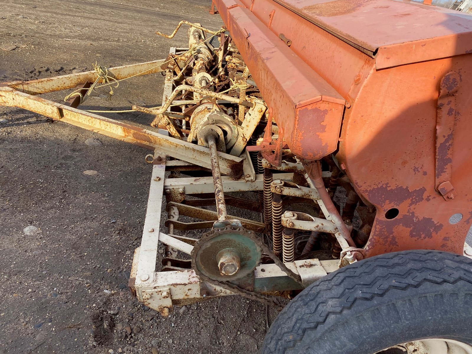 Property photo 5 - TIMED ONLINE ONLY - SMALL FARM EQUIP - LIVESTOCK EQUIP - MISC. TOOLS & PARTS AUCTION