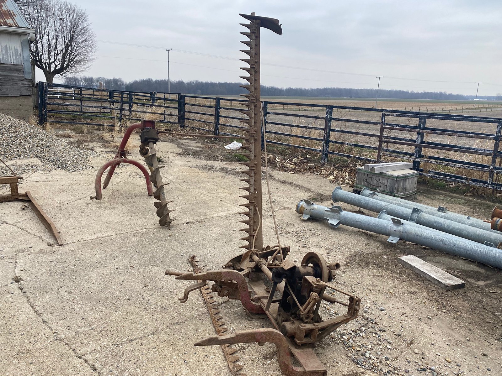 Property photo 49 - TIMED ONLINE ONLY - SMALL FARM EQUIP - LIVESTOCK EQUIP - MISC. TOOLS & PARTS AUCTION