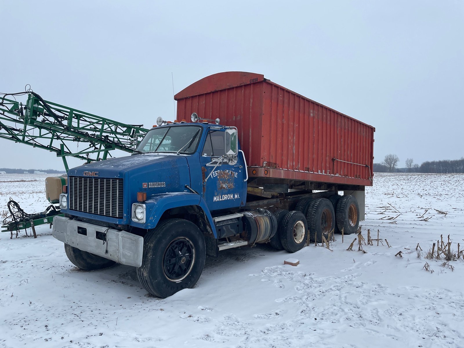 Property photo 32 - RETIREMENT FARM EQUIPMENT AUCTION IN HILLSDALE COUNTY, MICHIGAN