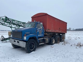 Property photo 32 - RETIREMENT FARM EQUIPMENT AUCTION IN HILLSDALE COUNTY, MICHIGAN