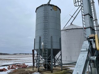 Property photo 63 - RETIREMENT FARM EQUIPMENT AUCTION IN HILLSDALE COUNTY, MICHIGAN