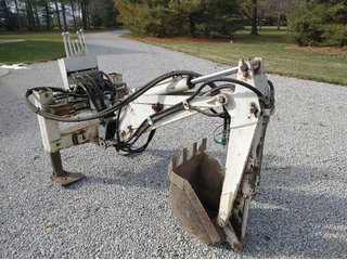 Property photo 147 - AREA FARMERS FARM EQUIPMENT AUCTION IN WHITLEY COUNTY, INDIANA