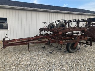 Property photo 56 - AREA FARMERS FARM EQUIPMENT AUCTION IN WHITLEY COUNTY, INDIANA