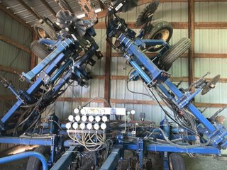 Property photo 84 - AREA FARMERS FARM EQUIPMENT AUCTION IN WHITLEY COUNTY, INDIANA