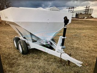 Property photo 82 - AREA FARMERS FARM EQUIPMENT AUCTION IN WHITLEY COUNTY, INDIANA