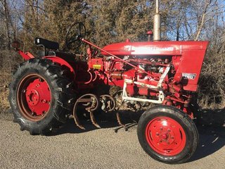 Property photo 21 - AREA FARMERS FARM EQUIPMENT AUCTION IN WHITLEY COUNTY, INDIANA