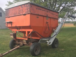 Property photo 102 - AREA FARMERS FARM EQUIPMENT AUCTION IN WHITLEY COUNTY, INDIANA