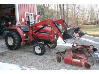 Property photo 32 - AREA FARMERS FARM EQUIPMENT AUCTION IN WHITLEY COUNTY, INDIANA
