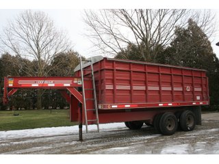 Property photo 243 - AREA FARMERS FARM EQUIPMENT AUCTION IN WHITLEY COUNTY, INDIANA