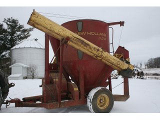 Property photo 129 - AREA FARMERS FARM EQUIPMENT AUCTION IN WHITLEY COUNTY, INDIANA