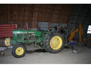 Property photo 25 - AREA FARMERS FARM EQUIPMENT AUCTION IN WHITLEY COUNTY, INDIANA