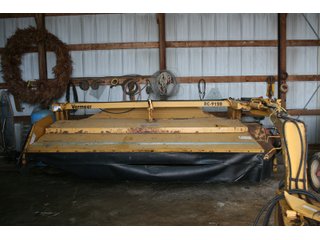 Property photo 141 - AREA FARMERS FARM EQUIPMENT AUCTION IN WHITLEY COUNTY, INDIANA