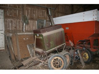 Property photo 134 - AREA FARMERS FARM EQUIPMENT AUCTION IN WHITLEY COUNTY, INDIANA