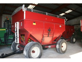 Property photo 179 - AREA FARMERS FARM EQUIPMENT AUCTION IN WHITLEY COUNTY, INDIANA