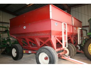 Property photo 180 - AREA FARMERS FARM EQUIPMENT AUCTION IN WHITLEY COUNTY, INDIANA