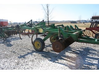 Property photo 61 - AREA FARMERS FARM EQUIPMENT AUCTION IN WHITLEY COUNTY, INDIANA