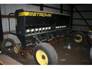 Property photo 86 - AREA FARMERS FARM EQUIPMENT AUCTION IN WHITLEY COUNTY, INDIANA