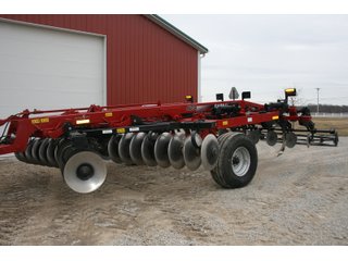 Property photo 36 - AREA FARMERS FARM EQUIPMENT AUCTION IN WHITLEY COUNTY, INDIANA