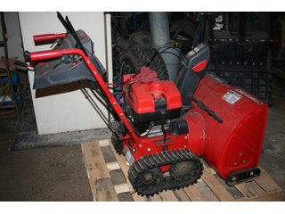 Property photo 214 - AREA FARMERS FARM EQUIPMENT AUCTION IN WHITLEY COUNTY, INDIANA