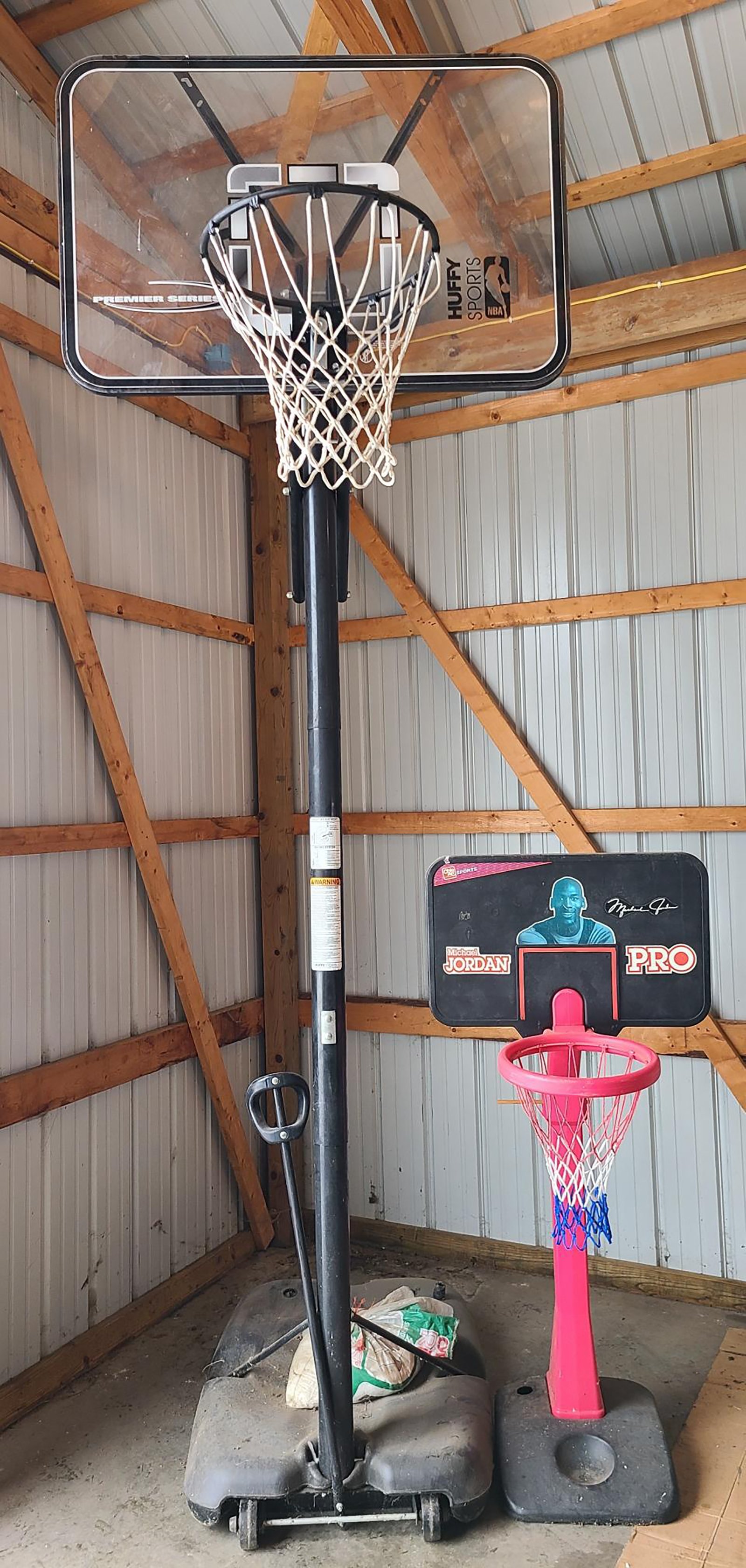 Property photo 6 - TIMED ONLINE ONLY PERSONAL PROPERTY AUCTION IN WHITLEY COUNTY, INDIANA