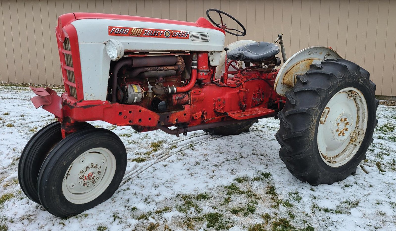 Property photo 1 - TIMED ONLINE ONLY PERSONAL PROPERTY AUCTION IN WHITLEY COUNTY, INDIANA