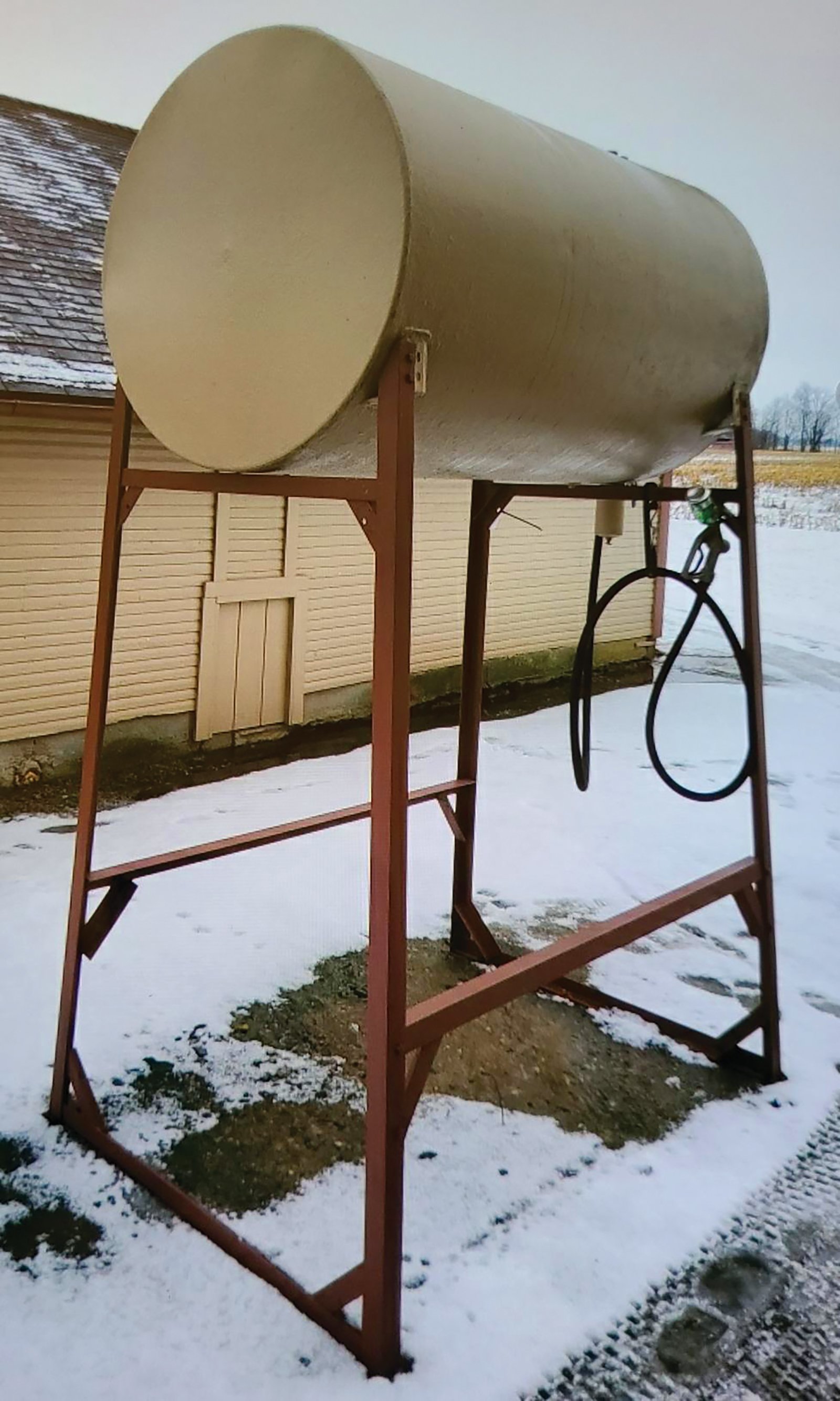 Property photo 14 - TIMED ONLINE ONLY PERSONAL PROPERTY AUCTION IN WHITLEY COUNTY, INDIANA