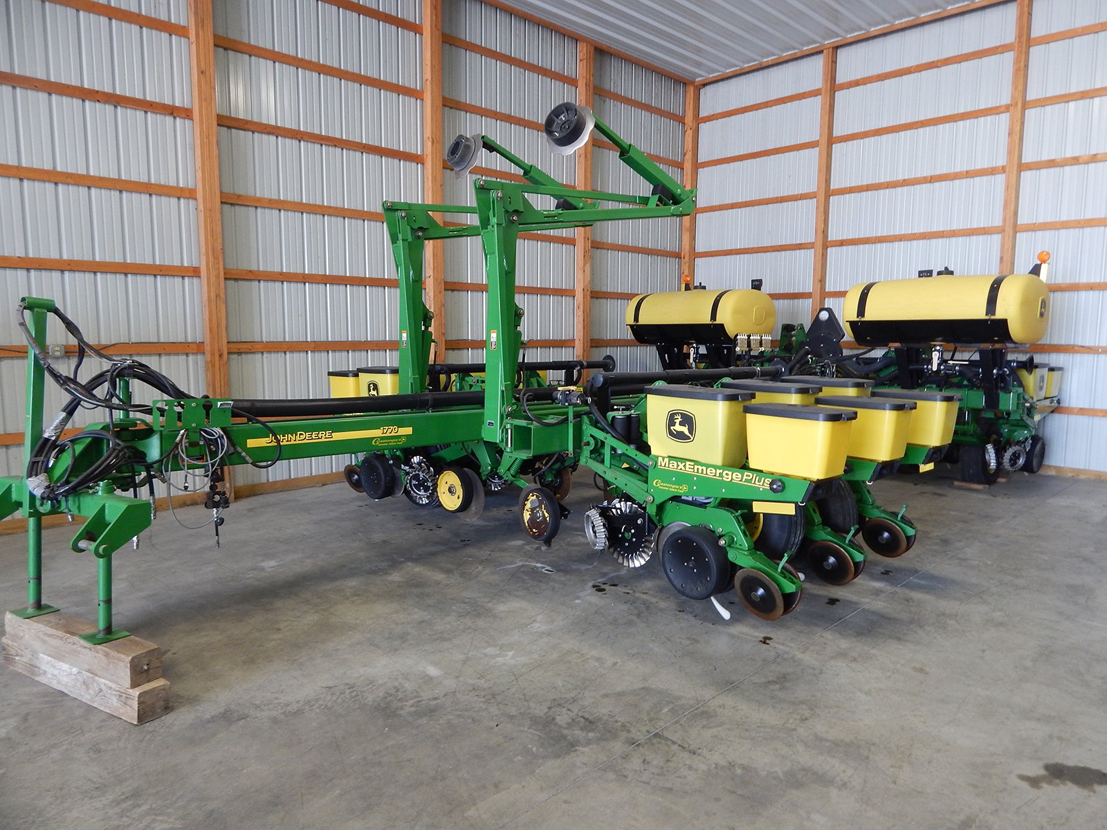 Property photo 26 - VIRTUAL FARM EQUIPMENT AUCTION IN JASPER COUNTY, INDIANA