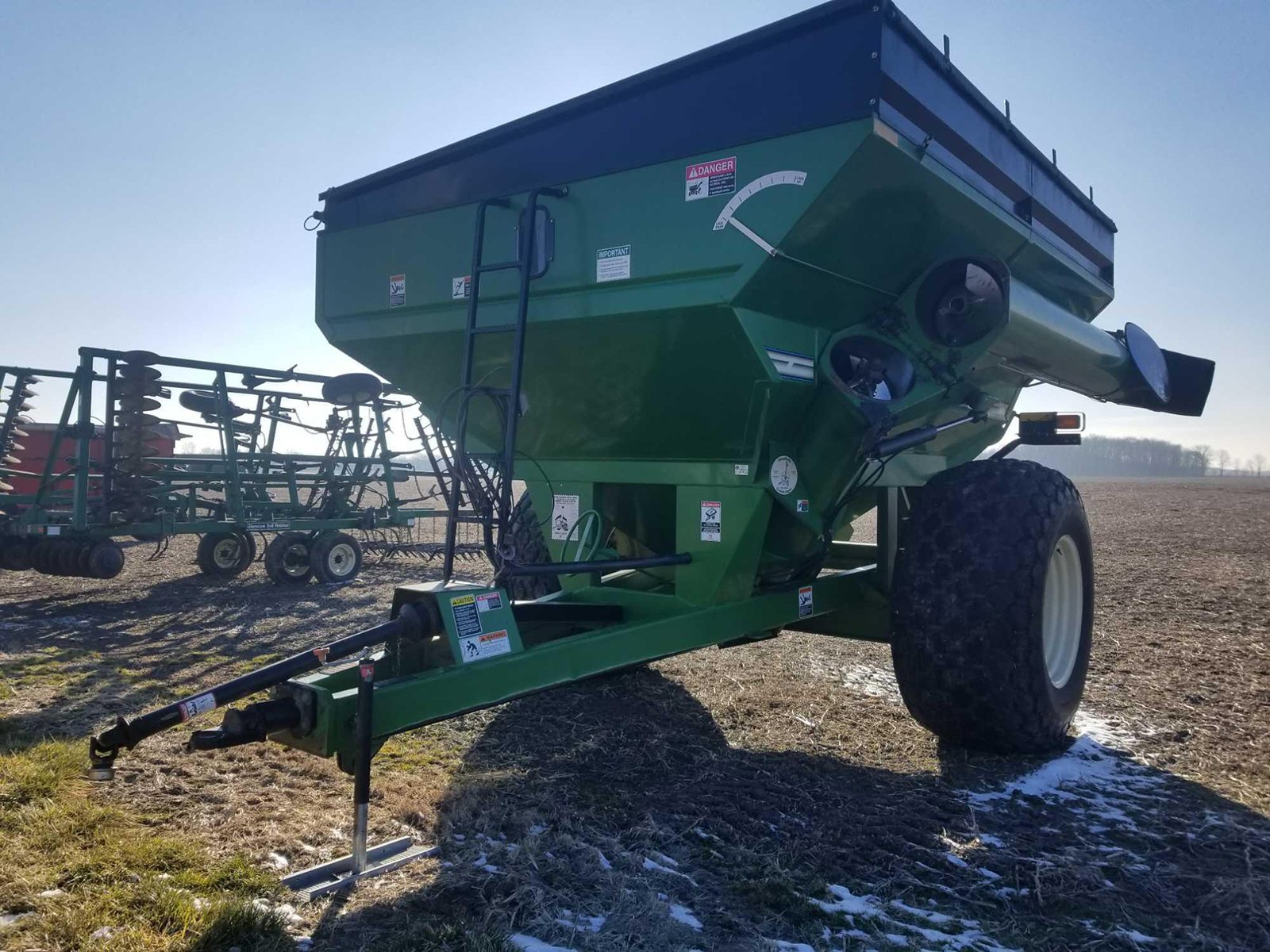 Property photo 5 - VIRTUAL FARM EQUIPMENT AUCTION IN SHELBY COUNTY, INDIANA