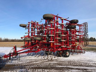 Property photo 11 - TIMED ONLINE ONLY - ABSOLUTE FARM EQUIPMENT AUCTION IN MONROE COUNTY, MICHIGAN