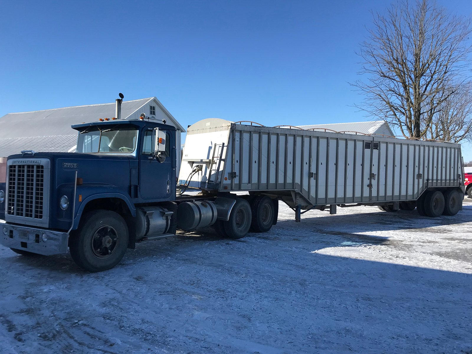 Property photo 13 - FARM EQUIPMENT AUCTION IN DEKALB COUNTY, INDIANA