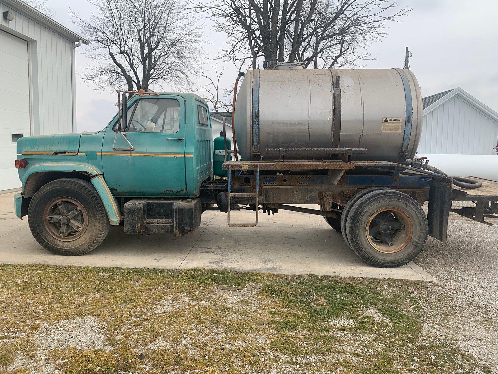 Property photo 21 - FARM EQUIPMENT AUCTION IN DEKALB COUNTY, INDIANA