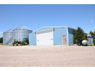 DEUEL, KEITH AND PERKINS COUNTIES, NEBRASKA GRAIN BINS & BARN - NEBRASKA REAL ESTATE AUCTION - 12,027+/- ACRES OFFERED IN 33 TRACTS IN DEUEL, KEITH AND PERKINS COUNTIES, NEBRASKA
