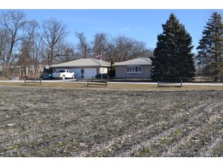 Home in Jasper County, Indiana - REAL ESTATE AUCTION - 537+/- ACRES OFFERED IN 6 TRACTS IN JASPER COUNTY, INDIANA