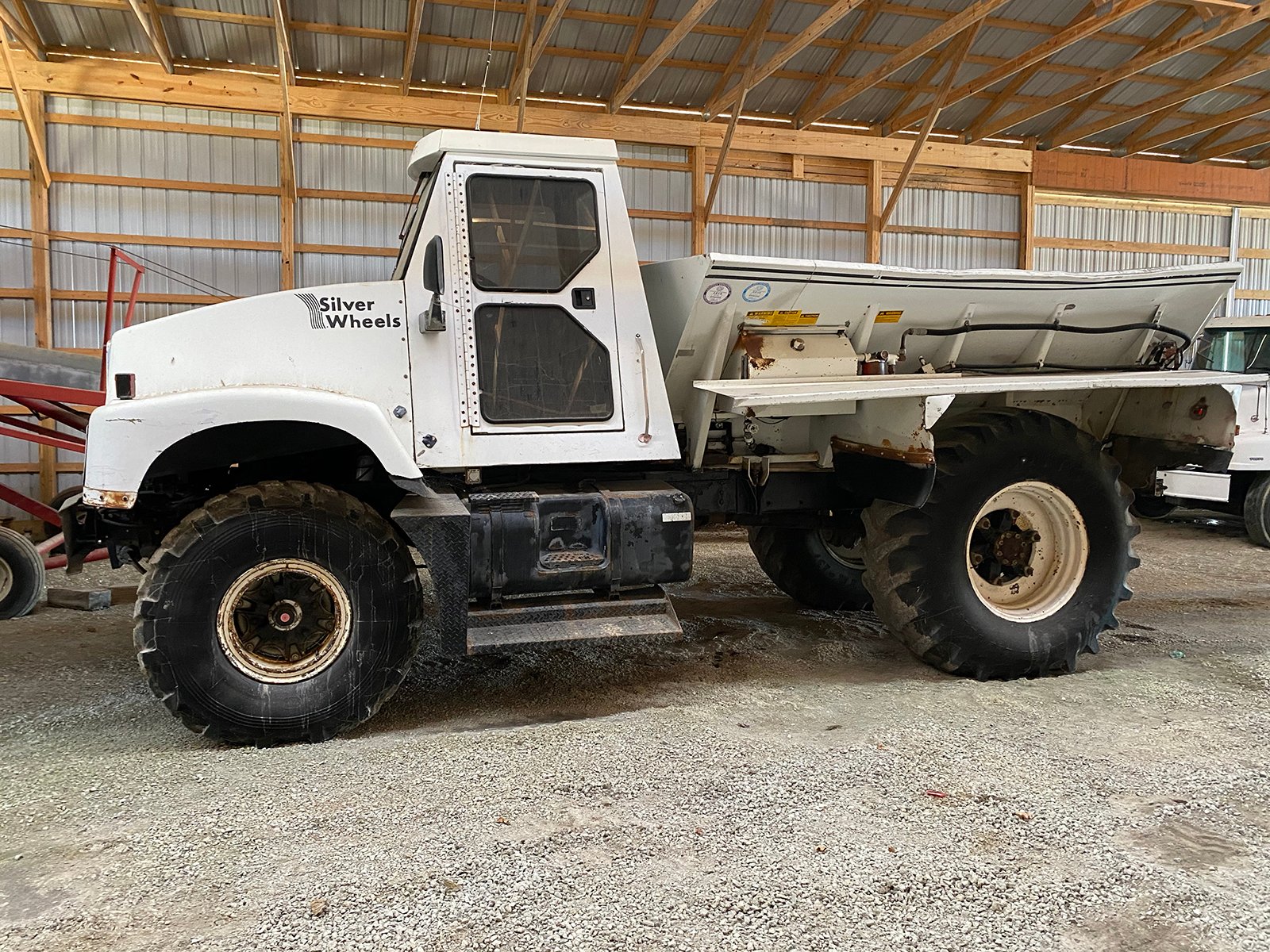 Property photo 62 - VIRTUAL FARM EQUIPMENT AUCTION IN DEKALB COUNTY, INDIANA