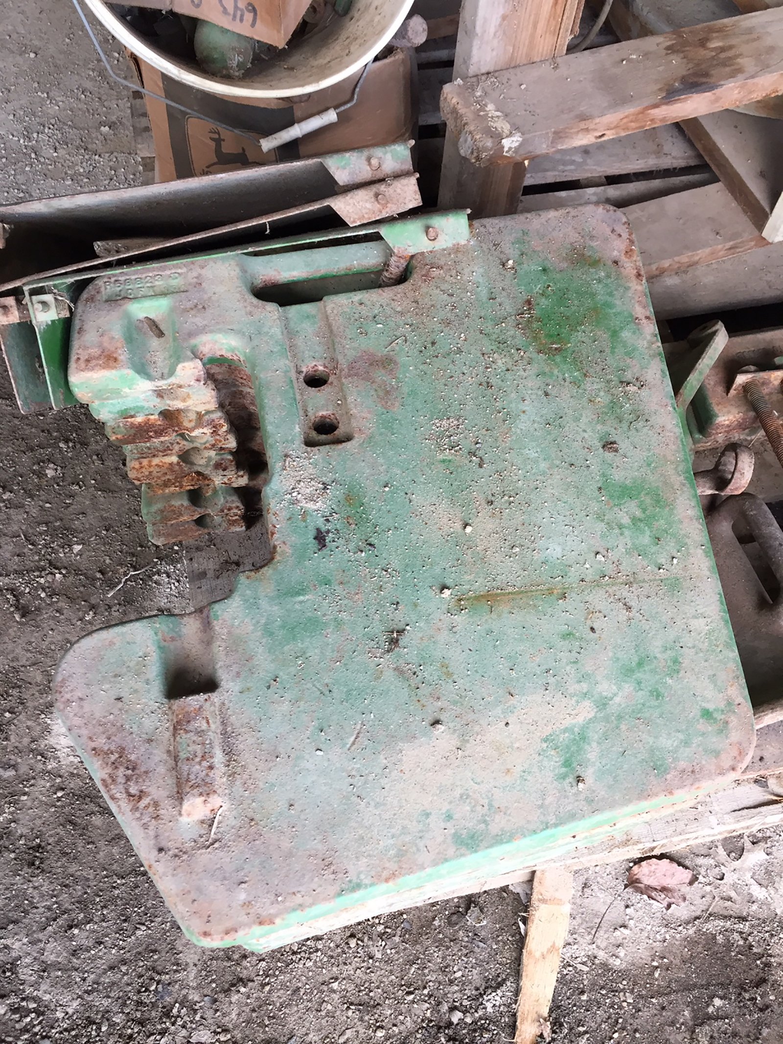 Property photo 27 - TIMED ONLINE ONLY FARM, MISCELLANEOUS, TRUCK, TRACTOR PARTS & COLLECTIBLES AUCTION IN DEKALB COUNTY, INDIANA