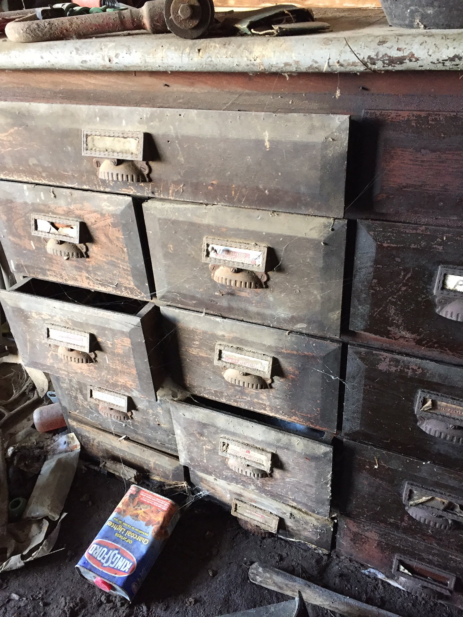 Property photo 29 - TIMED ONLINE ONLY FARM, MISCELLANEOUS, TRUCK, TRACTOR PARTS & COLLECTIBLES AUCTION IN DEKALB COUNTY, INDIANA