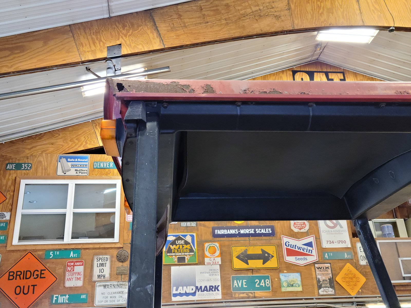 Property photo 19 - ABSOLUTE FARM & LIVESTOCK AUCTION IN NEWTON COUNTY, INDIANA