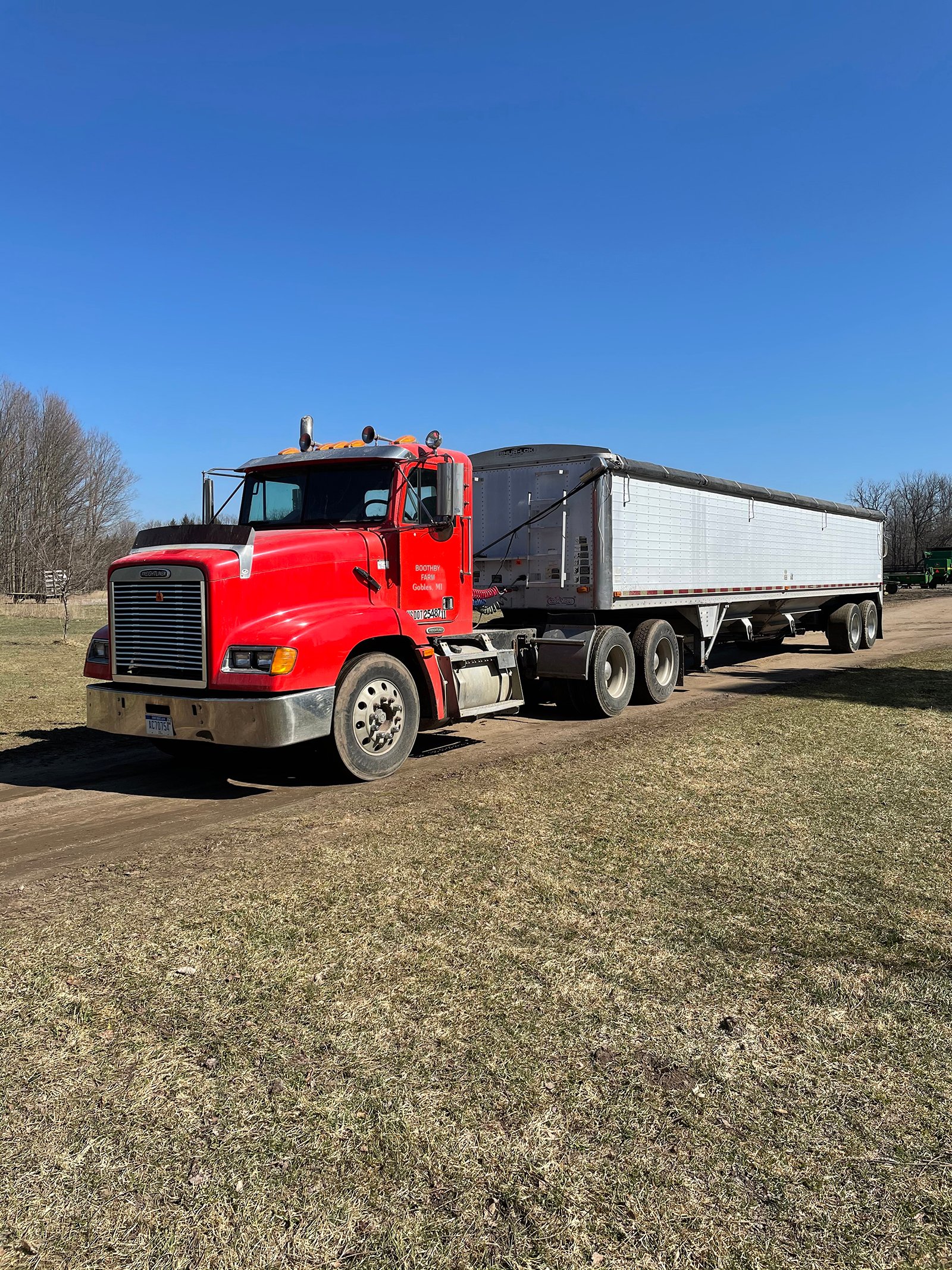 Property photo 10 - VIRTUAL EQUIPMENT AUCTION IN VAN BUREN COUNTY, MICHIGAN