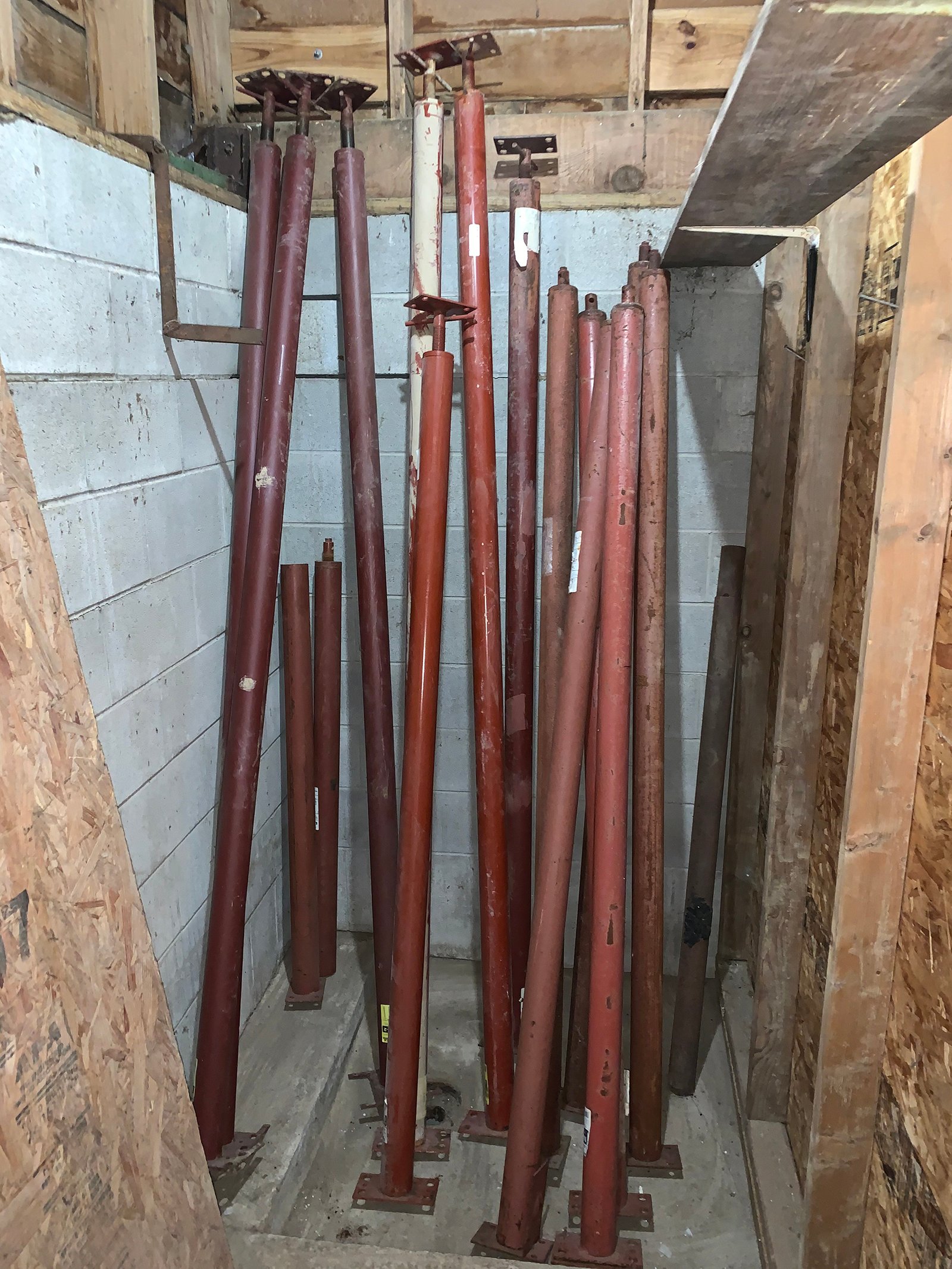 Property photo 192 - PERSONAL PROPERTY AUCTION IN ALLEN COUNTY, INDIANA