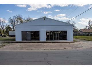 Property photo 6 - COMMERCIAL BUILDING & FULL LINE OF SIGN TOOLS & EQUIPMENT AUCTION IN STILLWATER, OKLAHOMA