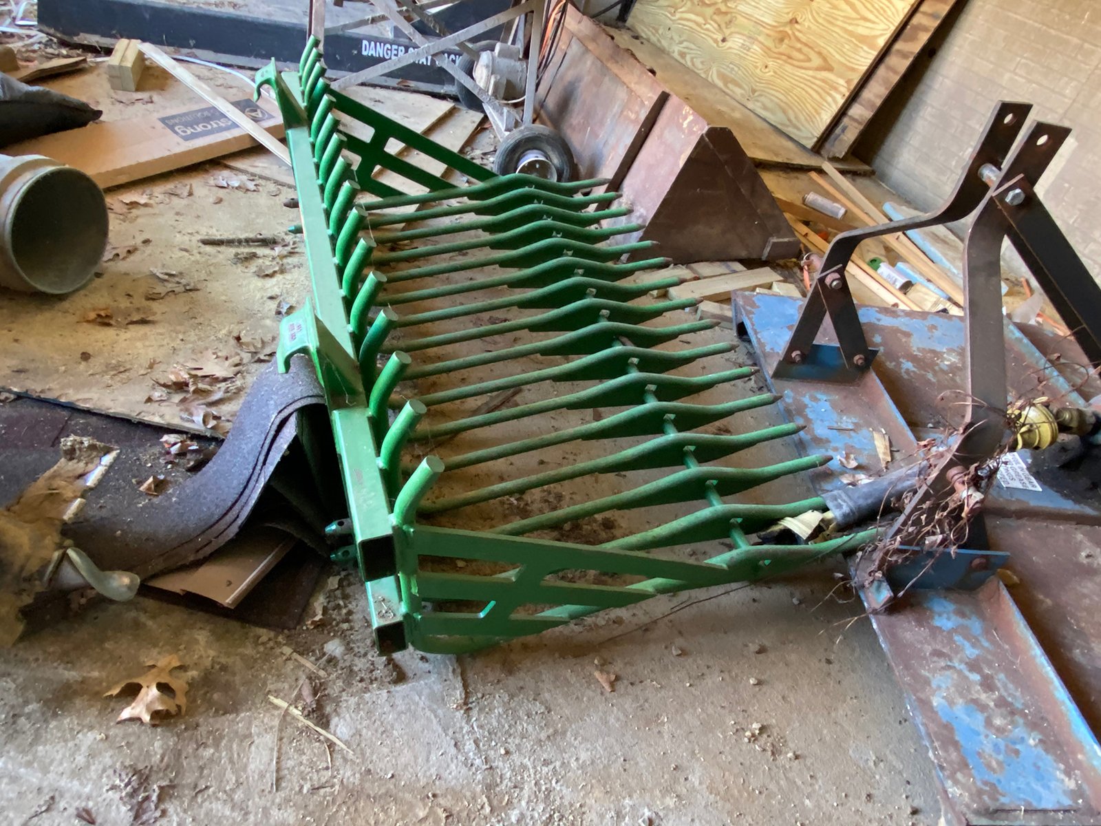 Property photo 57 - TIMED ONLINE ONLY - FARM EQUIPMENT AUCTION IN HILLSDALE COUNTY, MICHIGAN