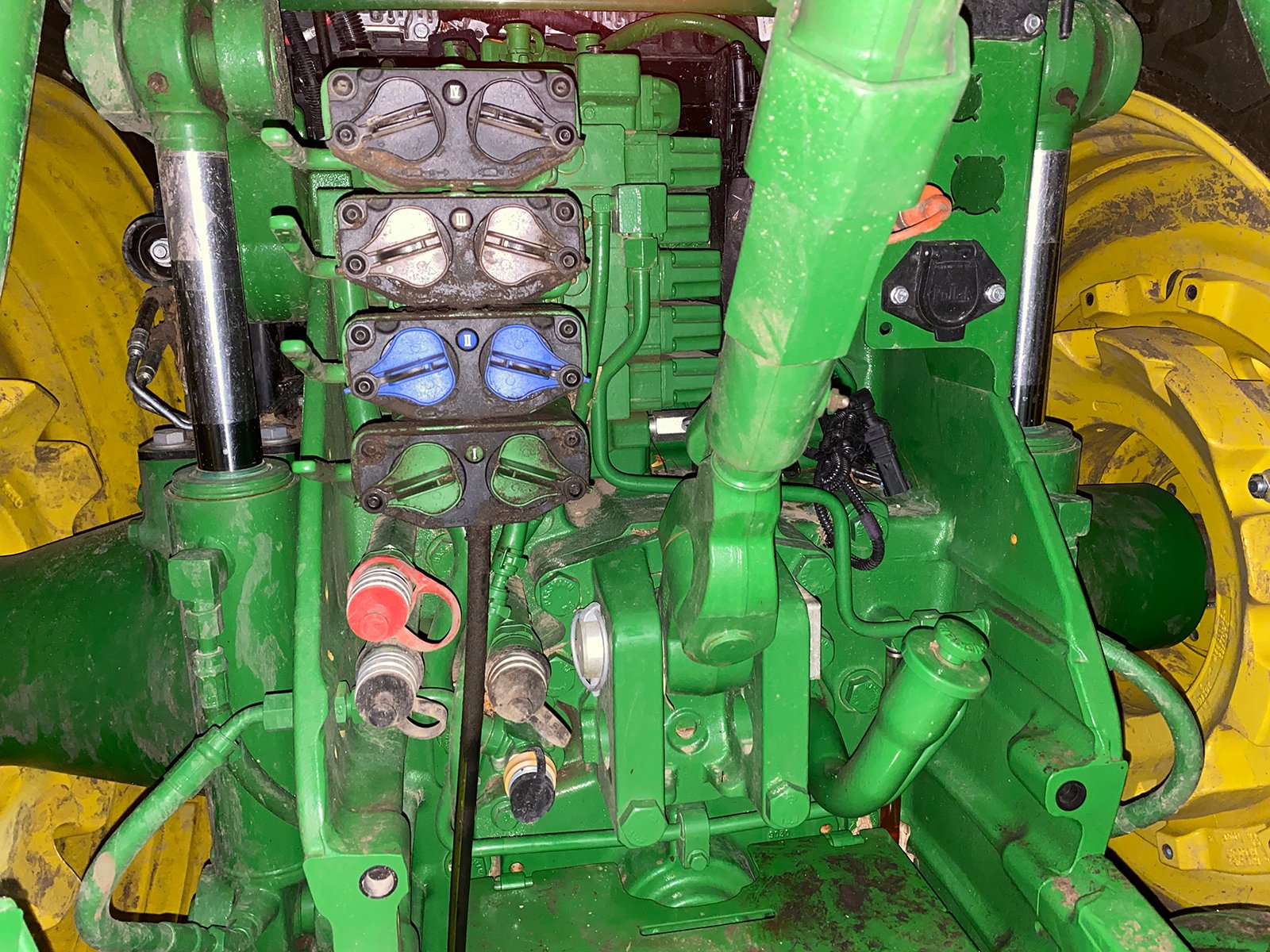 Property photo 95 - TIMED ONLINE ONLY - FARM EQUIPMENT AUCTION IN HILLSDALE COUNTY, MICHIGAN