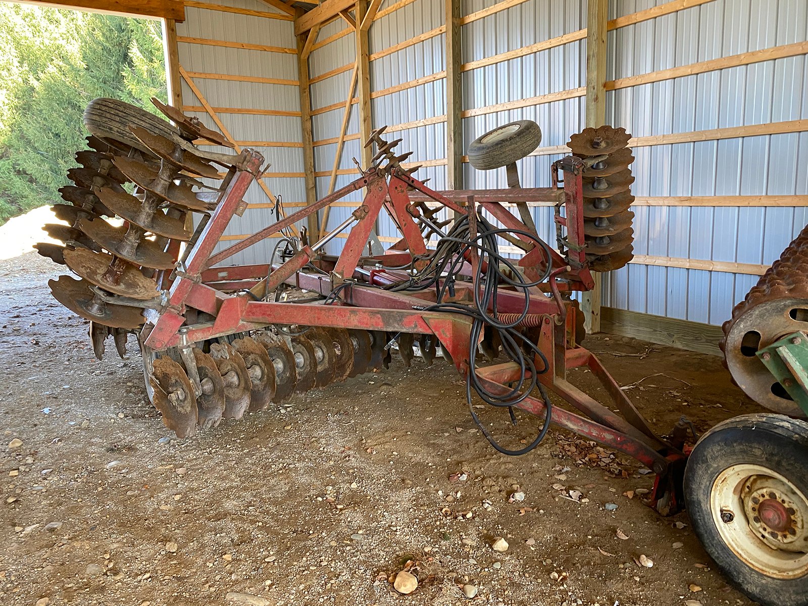 Property photo 104 - TIMED ONLINE ONLY - FARM EQUIPMENT AUCTION IN HILLSDALE COUNTY, MICHIGAN
